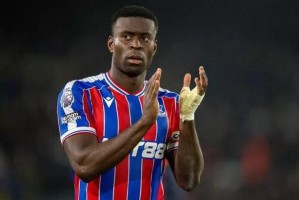 多多28-记者：利物浦没打算在冬窗加入格伊争夺战